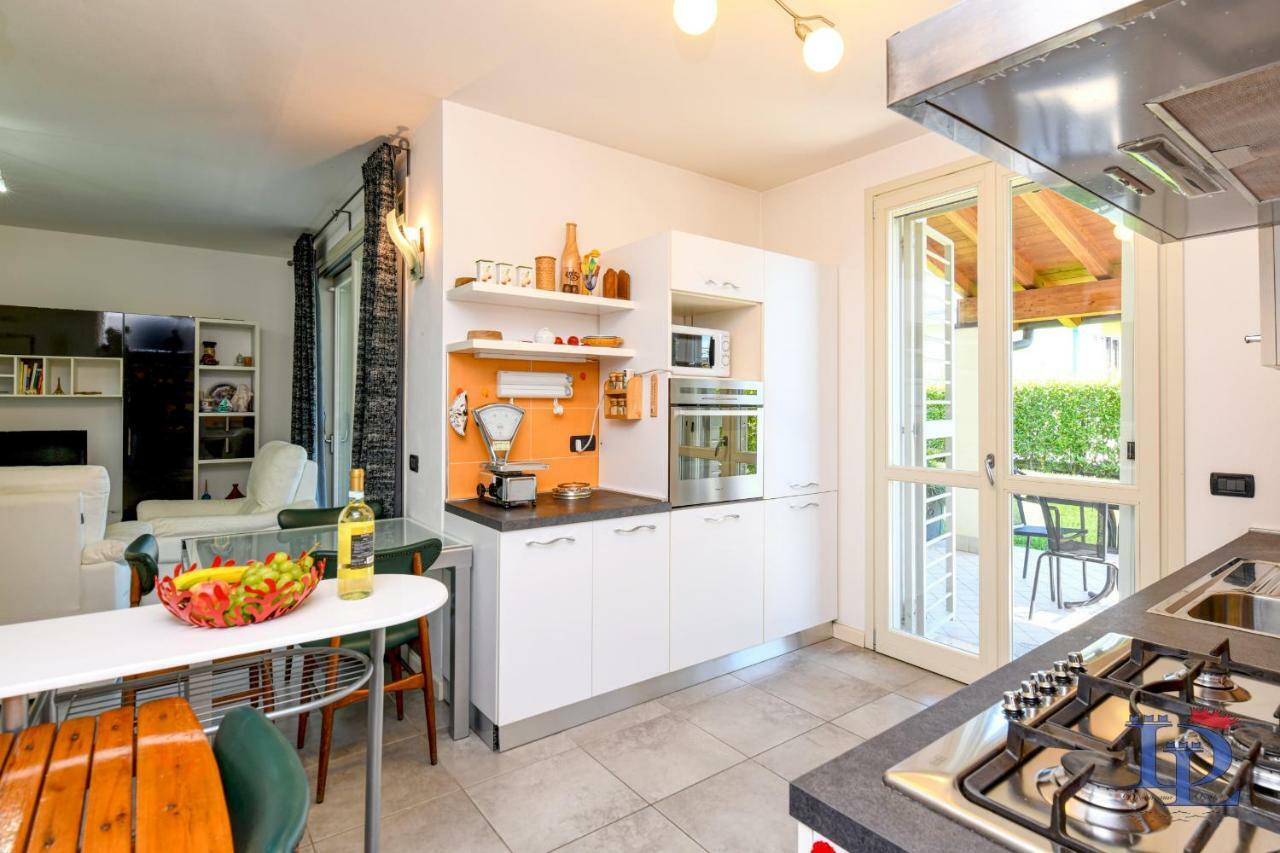 Desenzanoloft Official Partner Marriott Homes & Villas - Bea House, Sirmione With Private Garden And Share Pool 외부 사진